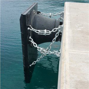 워프 도크용 700H 슈퍼 콘 펜더 시스템